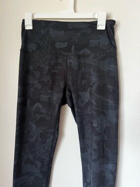 Zella Black Camo Leggings Medium High Rise Athletic Workout Pants